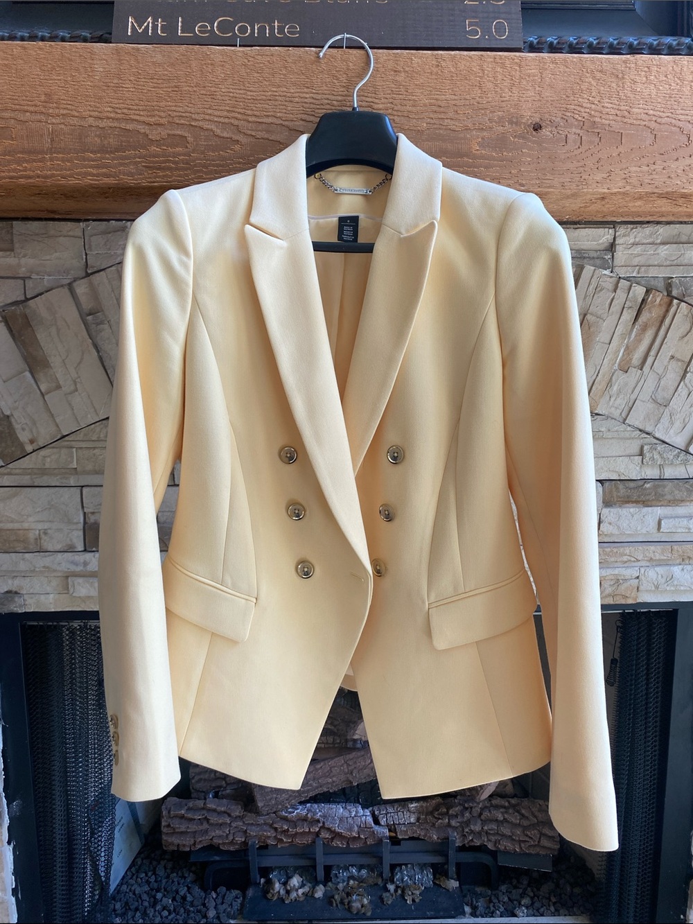 White House Black Market Yellow Trophy Blazer - 8